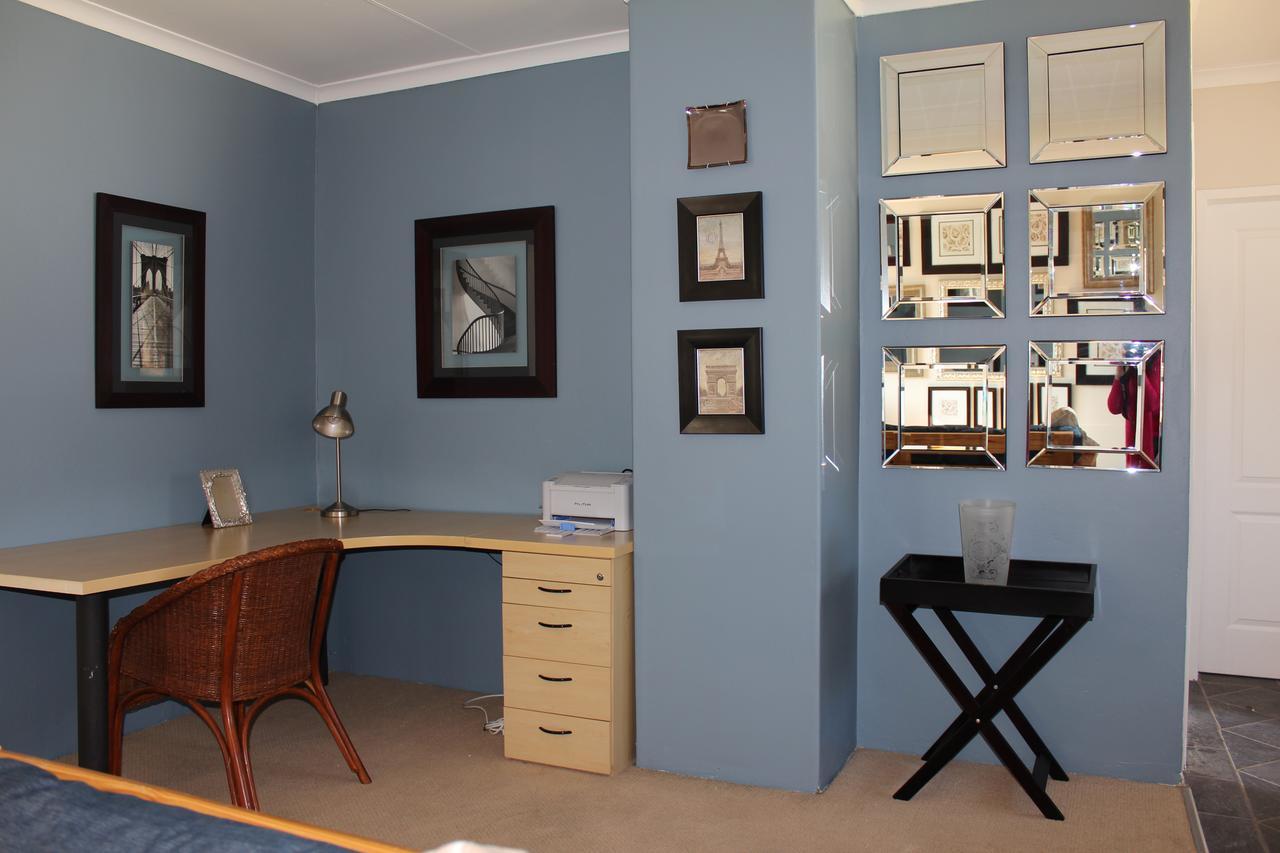 Vair'S Place Guest House In Sandton Paulshof - Apartment, Lux Suites & Spa 요하네스버그 외부 사진